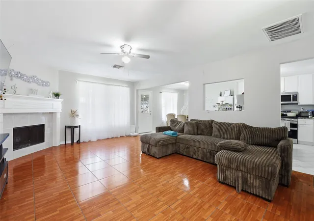 Photo 3 of Single family home for sale at 17502 Wild Willow Ln, Houston, TX 77084 | MLS# 24312356 | Listing updated on 2026-08-19