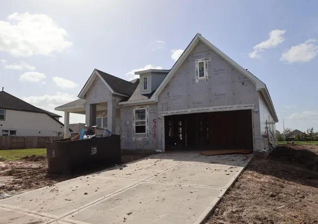 Photo 4 of Single family home for sale at 5018 Nesbit Path, Rosenberg, TX 77471 | MLS# 64980277 | Listing updated on 2026-10-04