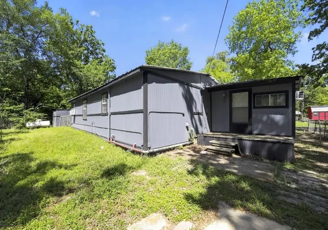 3rd image of 14029 Sitting Bull, Malakoff, TX 75148 | MLS# 98147603