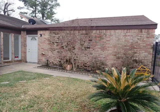 Photo 2 of Sale Pending at 11539 Bellerive Dr, Houston, TX 77072 | MLS# 87513527 | Listing updated on 2026-09-08