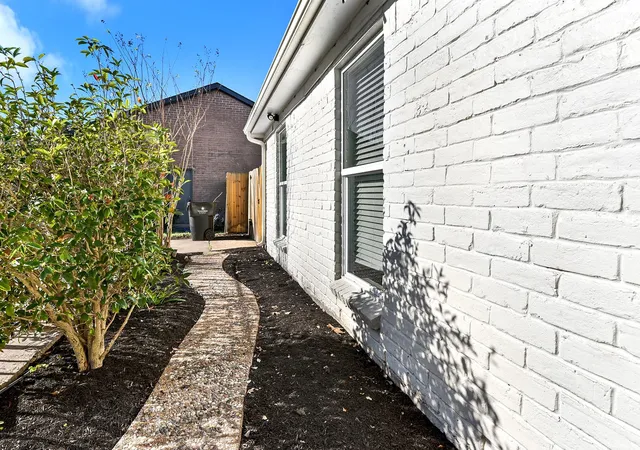Photo 3 of Single family home for sale at 4903 Cairnleigh Dr, Houston, TX 77084 | MLS# 80434178 | Listing updated on 2026-05-16