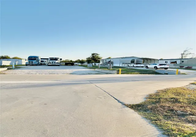 Photo 3 of Sale Pending at 236 Road 5210, Cleveland, TX 77327 | MLS# 73215381 | Listing updated on 2026-09-11