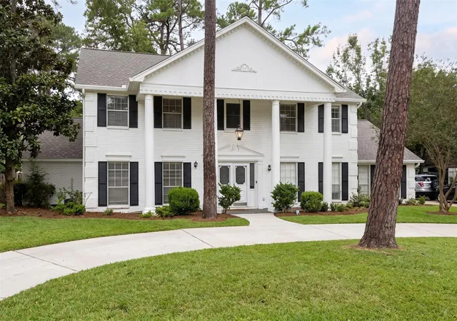 Photo 1 of Single family home for sale at 10822 Creektree Dr, Houston, TX 77070 | MLS# 45214152 | Listing updated on 2026-08-26