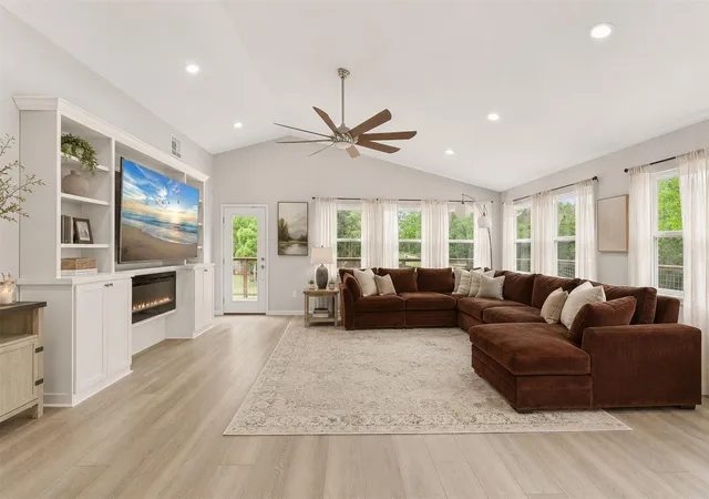 4th image of 6310 Wickwillow Ln, Alvin, TX 77511 | MLS# 32009984