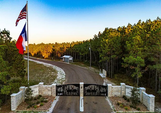 2nd image of 033 King Ranch Road South Road, Onalaska, TX 77360 | MLS# 46901702