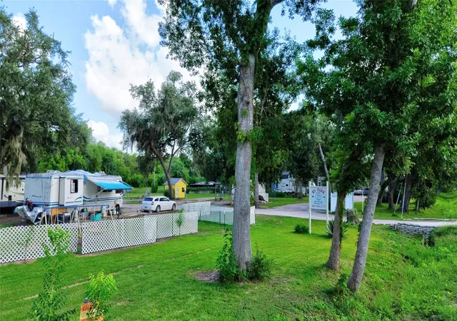 Photo 3 of Land for sale at 6496 Fm 2611 Rd, Brazoria, TX 77422 | MLS# 32908056 | Listing updated on 2026-08-05