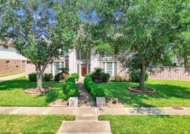 Photo 3 of Single family home for sale at 3902 Breaux Bridge Ln, Sugar Land, TX 77479 | MLS# 56212408 | Listing updated on 2026-10-05