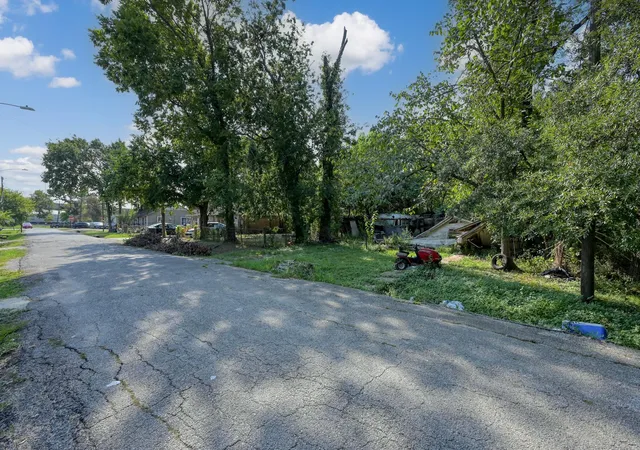 Photo 1 of Land for sale at 7214 Tilgham St, Houston, TX 77020 | MLS# 14441490 | Listing updated on 2026-09-10