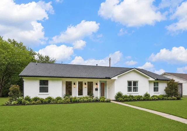 1st image of 2503 Stoney Brook Dr, Houston, TX 77063 | MLS# 75906566