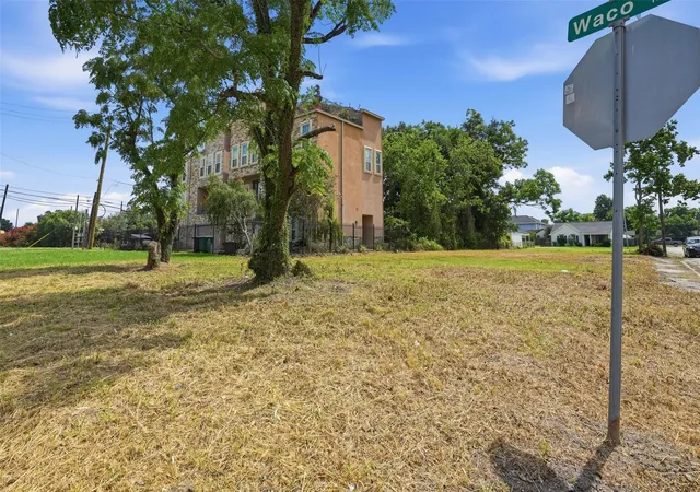 2nd image of 4411 & 4407 Sharon St, Houston, TX 77020 | MLS# 86067788