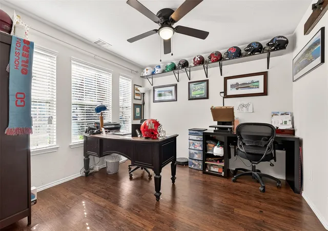 Photo 4 of Single family home for sale at 3307 Hardley Meadow Ct, Richmond, TX 77406 | MLS# 68684522 | Listing updated on 2026-05-28