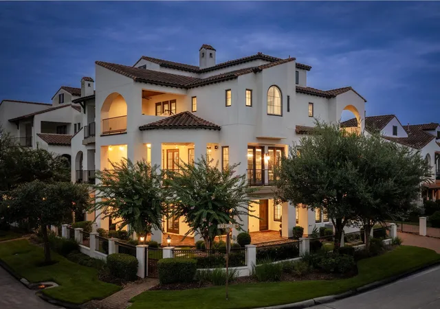 1st image of 75 Lakeside Cvs, Spring, TX 77380 | MLS# 77319288
