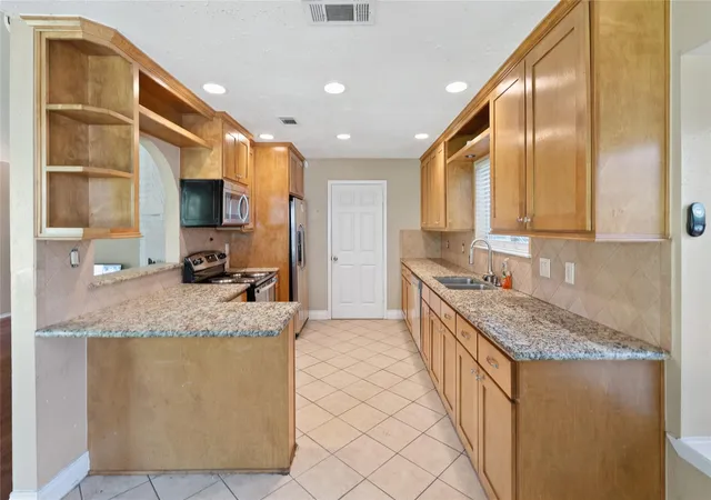 Photo 4 of Single family home for sale at 16958 Nicole Ln, Houston, TX 77084 | MLS# 61452760 | Listing updated on 2026-09-01