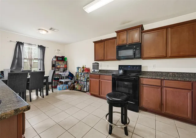 Photo 3 of Single family home for sale at 106 Mojave Ln, La Marque, TX 77568 | MLS# 23649692 | Listing updated on 2026-09-08