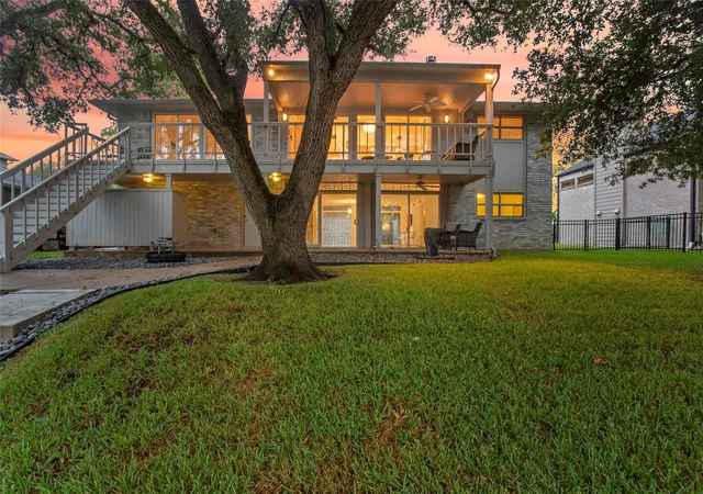 Homes for sale in Kemah, TX | 67 Harbor Ln, Kemah, TX 77565 | MLS# 42681902