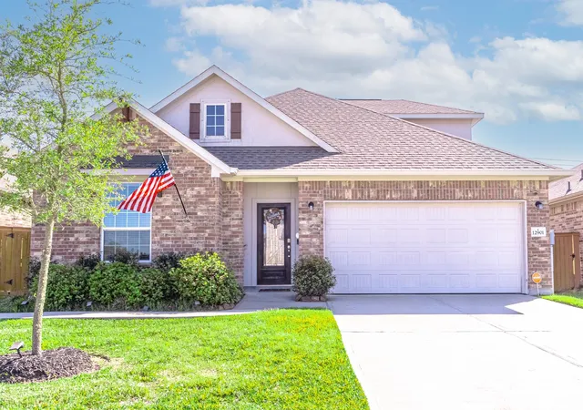 1st image of 12901 Ocean Breeze Ln, La Marque, TX 77568 | MLS# 19026954