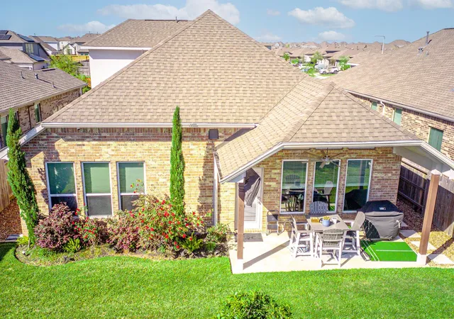 2nd image of 12901 Ocean Breeze Ln, La Marque, TX 77568 | MLS# 19026954