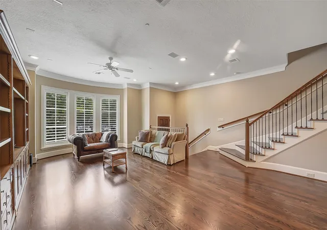 5th image of 1374 Lake Pointe Pkwy, Sugar Land, TX 77478 | MLS# 91610098