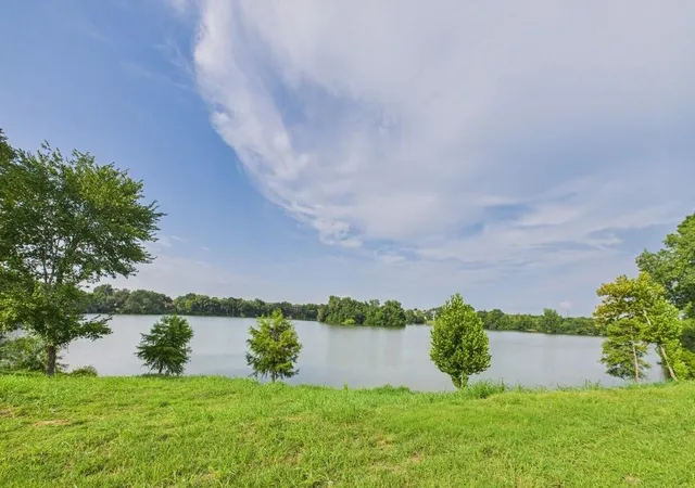 Photo 4 of Land for sale at 10114 Serrano Park Dr, Houston, TX 77075 | MLS# 69282308 | Listing updated on 2026-09-10