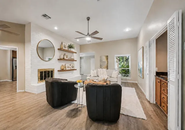 Photo 1 of Sale Pending at 11410 Overbrook Ln, Houston, TX 77077 | MLS# 95887108 | Listing updated on 2026-09-20