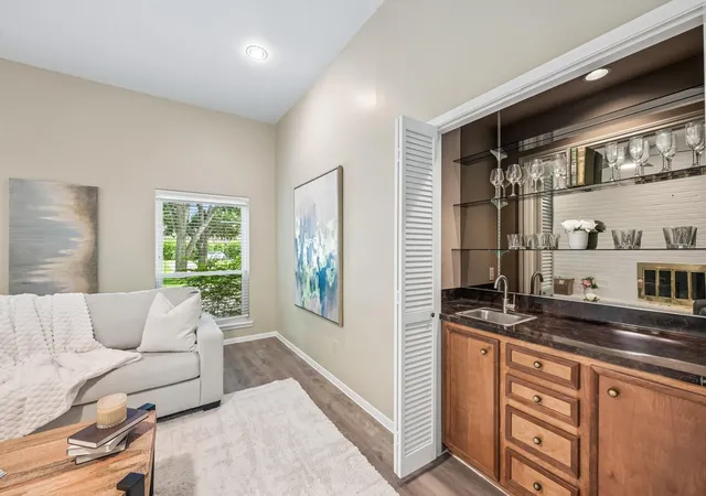 Photo 3 of Sale Pending at 11410 Overbrook Ln, Houston, TX 77077 | MLS# 95887108 | Listing updated on 2026-09-20