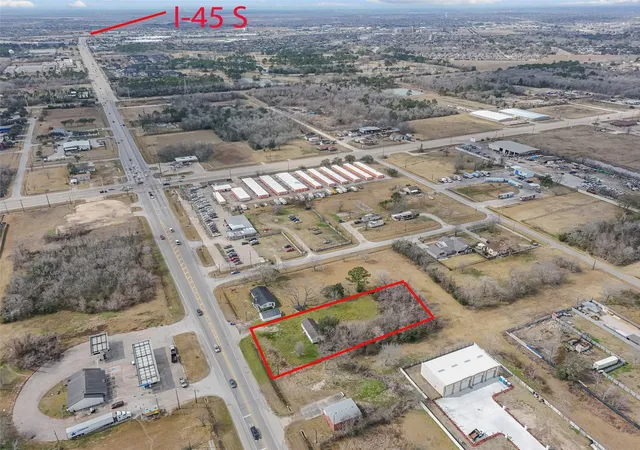 2nd image of 2905 Fm 646, Dickinson, TX 77539 | MLS# 58304590