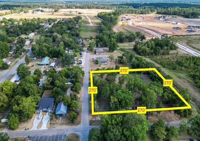 Photo 1 of Land for sale at 200 S Woodson St, Willis, TX 77378 | MLS# 65513377 | Listing updated on 2026-03-24
