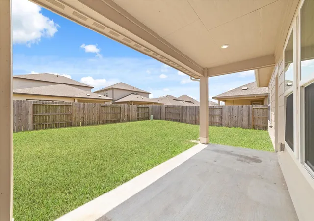 Photo 27 of Single family home for sale at 910 Modesto Dr, Rosharon, TX 77583 | MLS# 52649974 | Listing updated on 2026-09-13