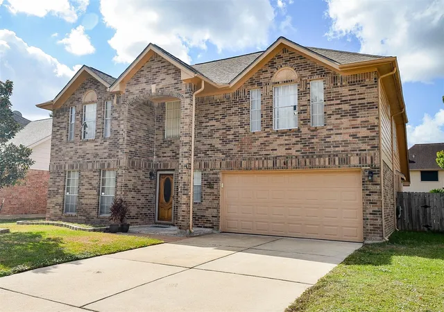 2nd image of 16318 Cobble Springs Ct, Sugar Land, TX 77498 | MLS# 12057968