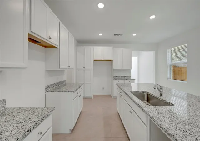 5th image of 5239 Light Willow Ln, Katy, TX 77493 | MLS# 82895469