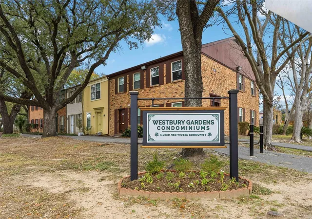 Homes for sale in Houston, TX | 11607 Chimney Rock Rd #C, Houston, TX 77035 | MLS# 28889202