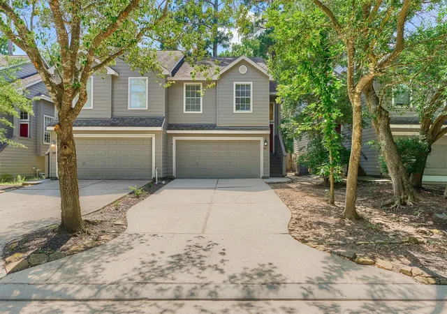 3rd image of 111 N Villa Oaks Dr, The Woodlands, TX 77382 | MLS# 18182425
