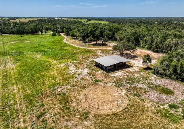 5th image of 1922 County Road 324, Caldwell, TX 77836 | MLS# 61229466