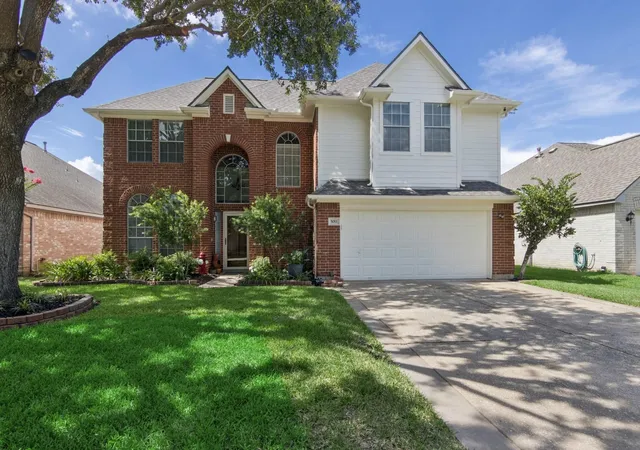 Homes for sale in Pasadena, TX | 5011 Sienna Heights Ln, Pasadena, TX 77505 | MLS# 90483101