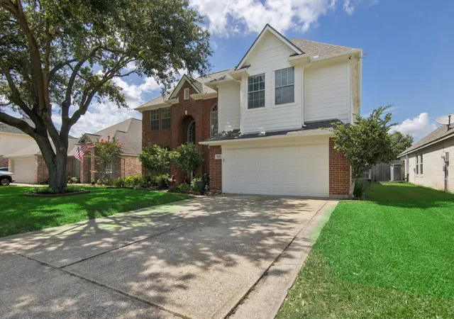 Homes for sale in Pasadena, TX | 5011 Sienna Heights Ln, Pasadena, TX 77505 | MLS# 90483101