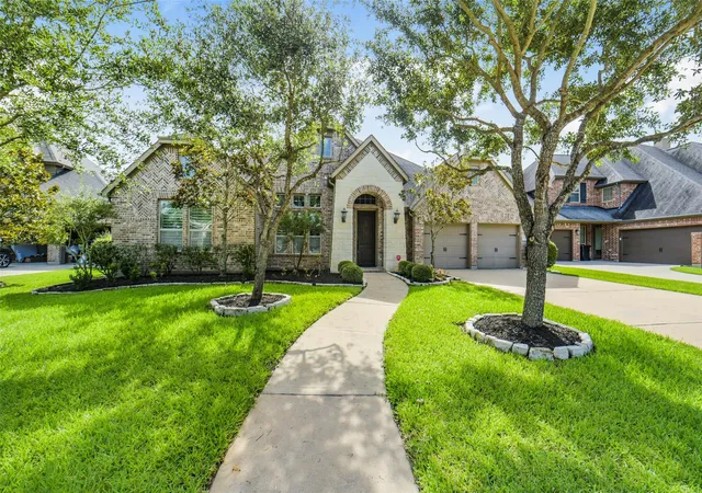 Photo 1 of Single family home for sale at 2307 Draycutt Dr, Katy, TX 77494 | MLS# 11606613 | Listing updated on 2026-08-30