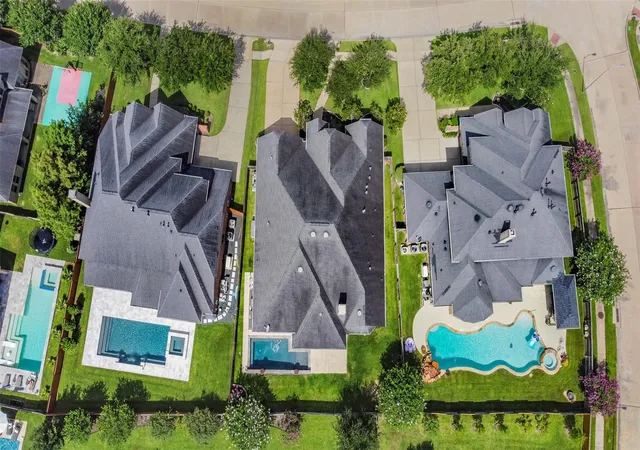 Photo 3 of Single family home for sale at 2307 Draycutt Dr, Katy, TX 77494 | MLS# 11606613 | Listing updated on 2026-08-30