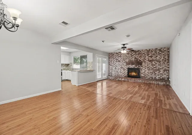 Photo 3 of Single family home for sale at 16207 Havenhurst Dr, Houston, TX 77059 | MLS# 96074774 | Listing updated on 2026-09-10