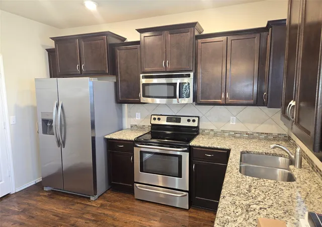 3rd image of 9606 Glynhill Ct, Killeen, TX 76542 | MLS# 85166787