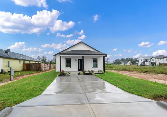 Photo 2 of Single family home for sale at 255 Road 5506, Cleveland, TX 77327 | MLS# 80653166 | Listing updated on 2026-09-07