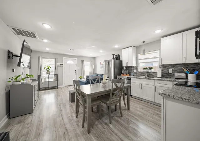 Photo 4 of Single family home for sale at 5605 Colfax St, Houston, TX 77020 | MLS# 58390957 | Listing updated on 2026-09-16
