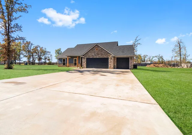 2nd image of 171 Pearl Ct, Onalaska, TX 77360 | MLS# 63607427