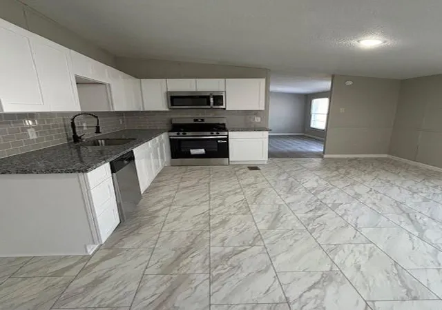 Photo 4 of Single family home for sale at 4452 Grand Oaks Dr, Willis, TX 77378 | MLS# 42952782 | Listing updated on 2026-08-02