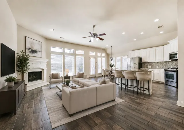 1st image of 2919 Silhouette Bay Dr, Pearland, TX 77584 | MLS# 63123160