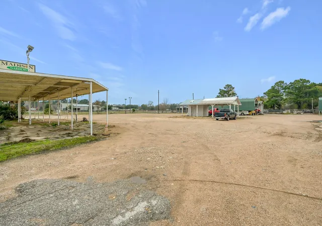 Photo 3 of Land for sale at 7644 Spring Cypress Rd, Spring, TX 77379 | MLS# 25232273 | Listing updated on 2026-06-04
