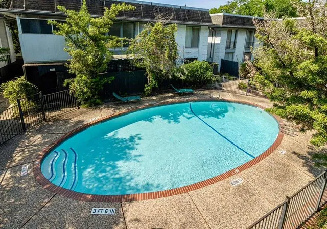 2nd image of 3300 Yorktown St, Houston, TX 77056