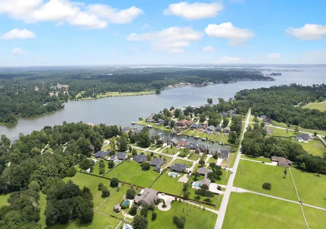 2nd image of 20019 Peel Rd, Montgomery, TX 77356 | MLS# 48044169