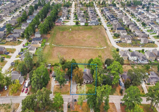 Photo 33 of Single family home for sale at 10108 Woodhollow Dr, Conroe, TX 77385 | MLS# 30844432 | Listing updated on 2026-09-15