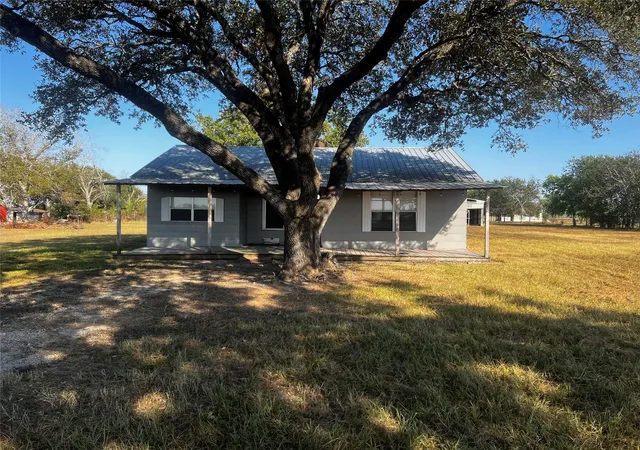 3rd image of 3527 S State Hwy 71, El Campo, TX 77437 | MLS# 8437126