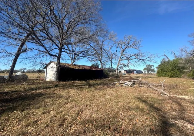 11th image of 818 +/  Ac Henson Rd, Hempstead, TX 77445 | MLS# 26183987